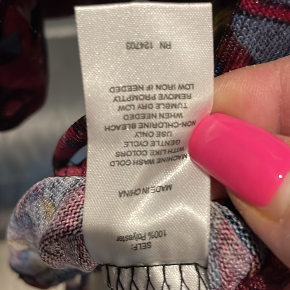 Top - Picture 4 of 4